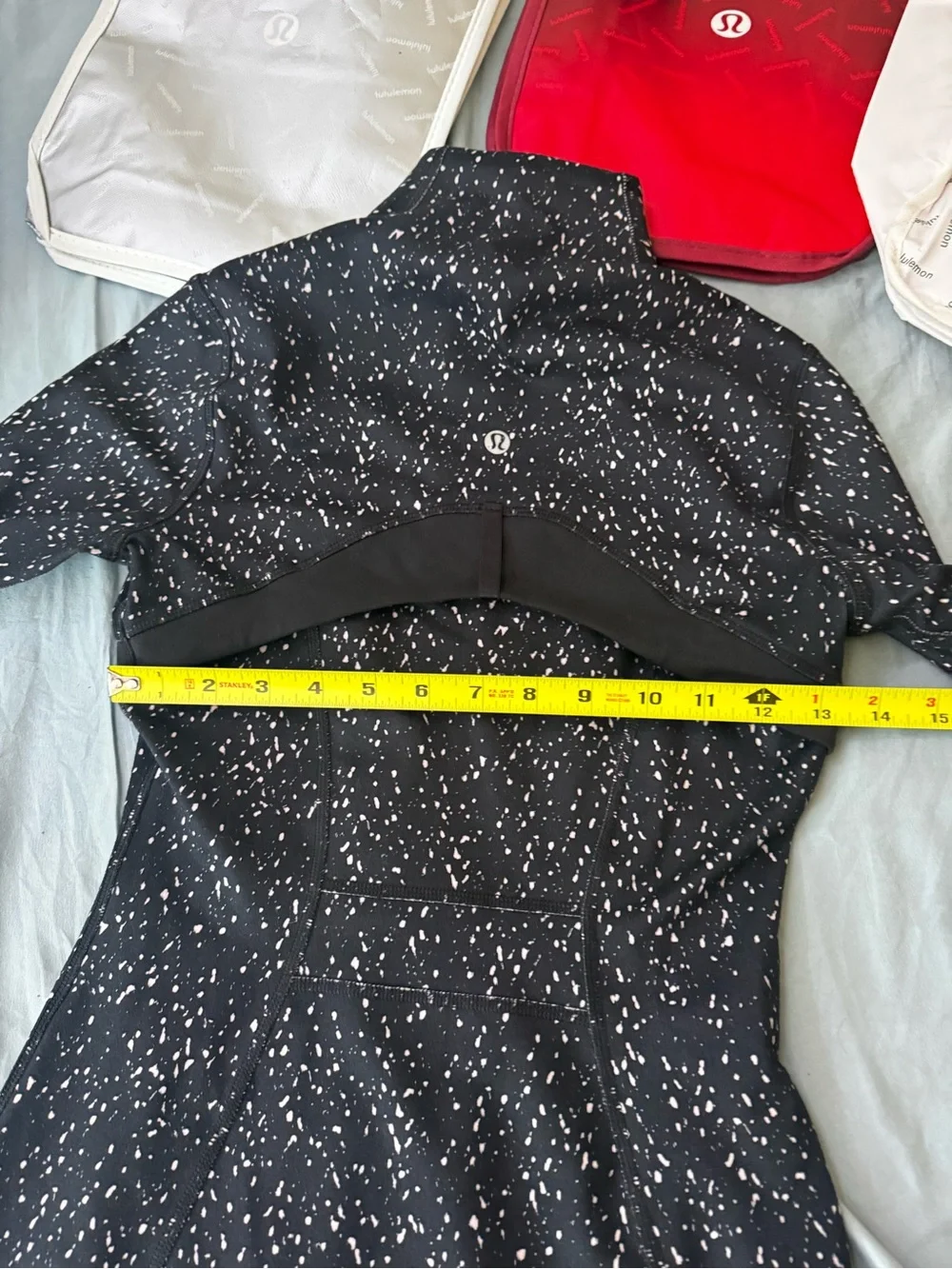 Lululemon define jacket size 2 in great condition